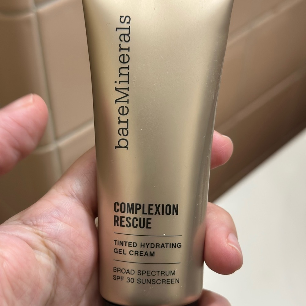Bare Minerals COMPLEXION RESCUE® Tinted Moisturizer